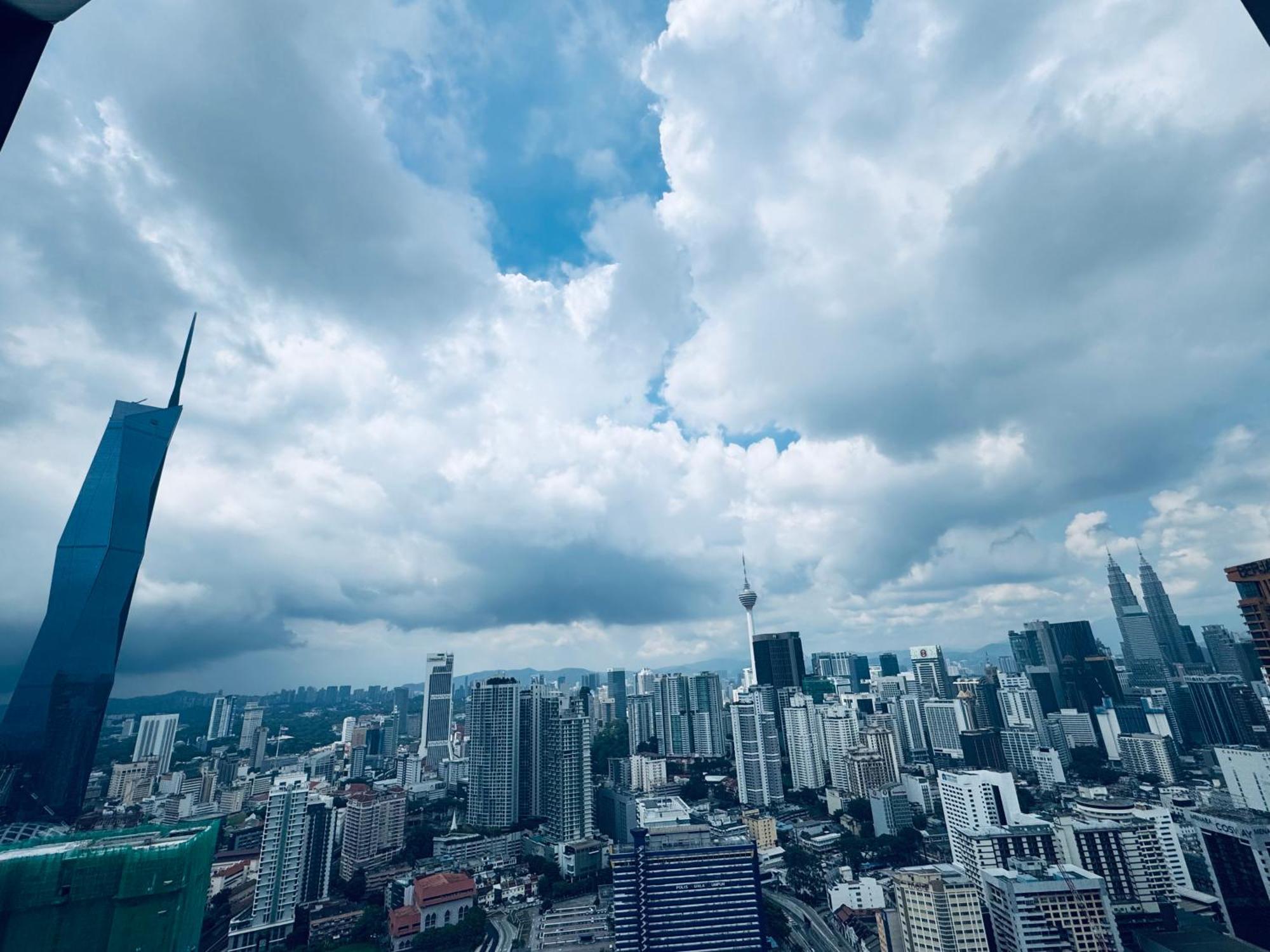 Lucentia Suites Klcc By Classy Куала-Лумпур Экстерьер фото